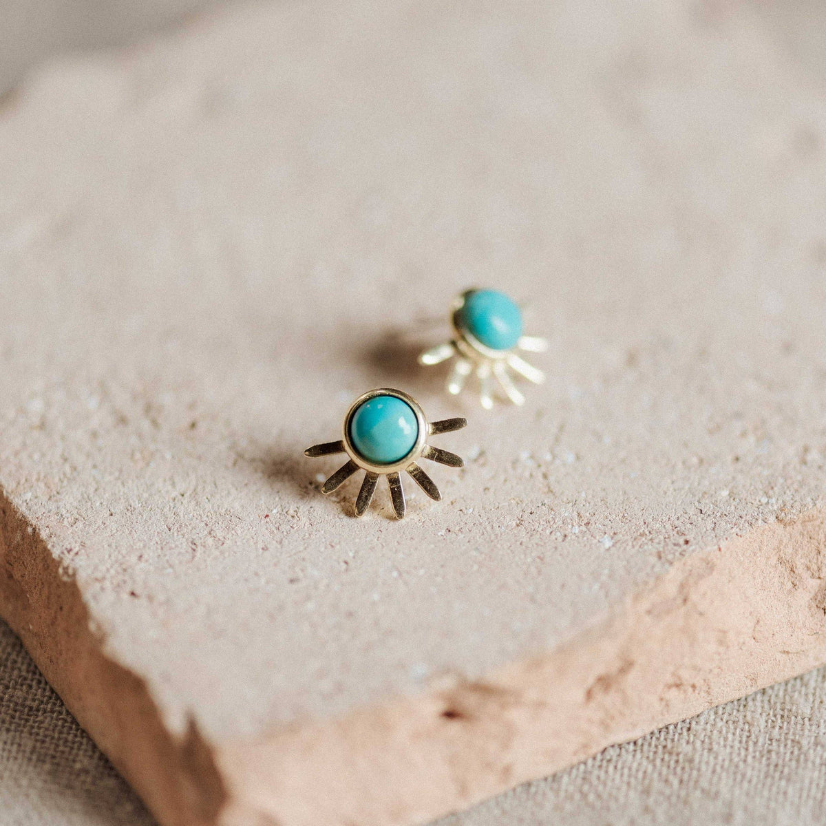 Sol Studs