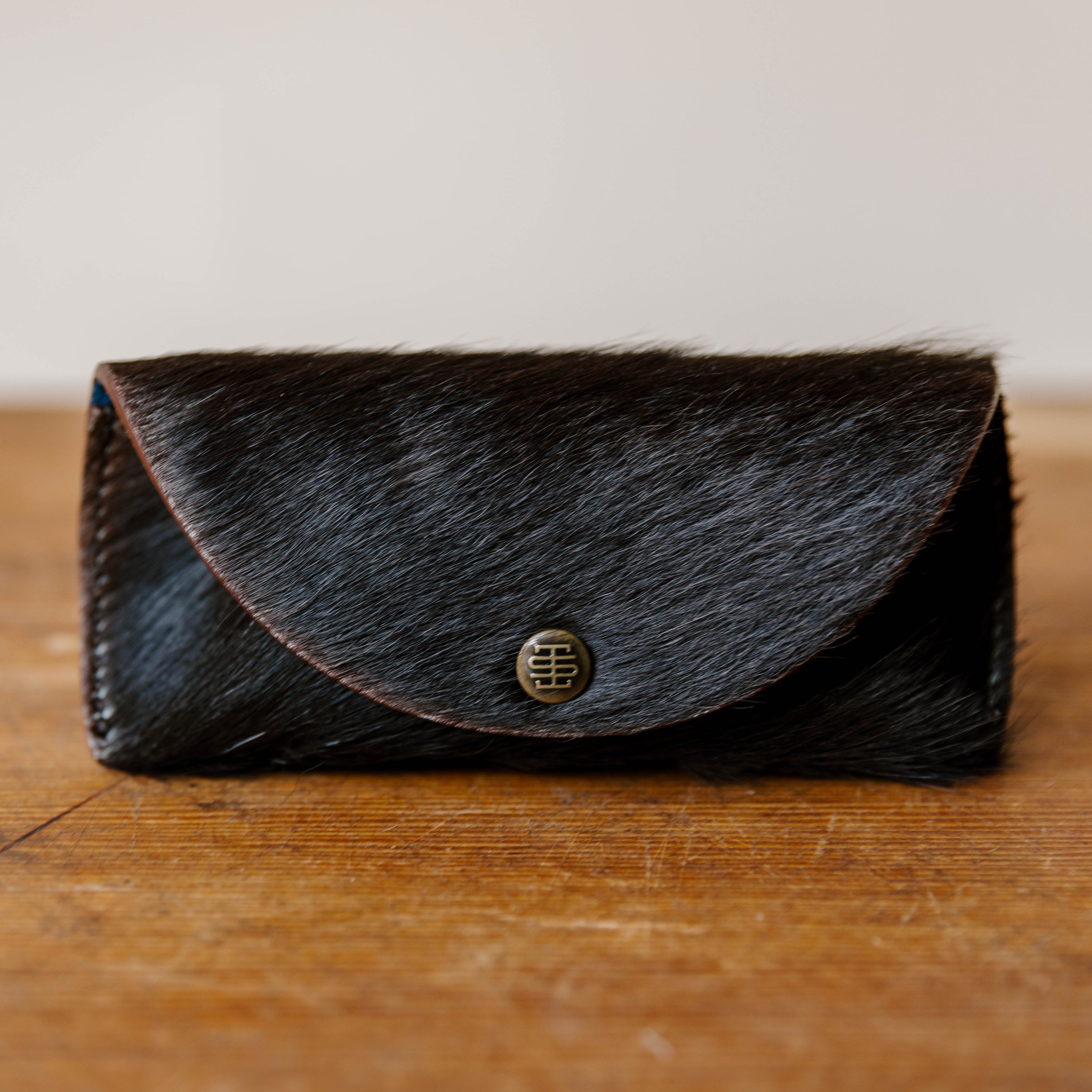 Caprock Case LE | Chocolate Hair Hide