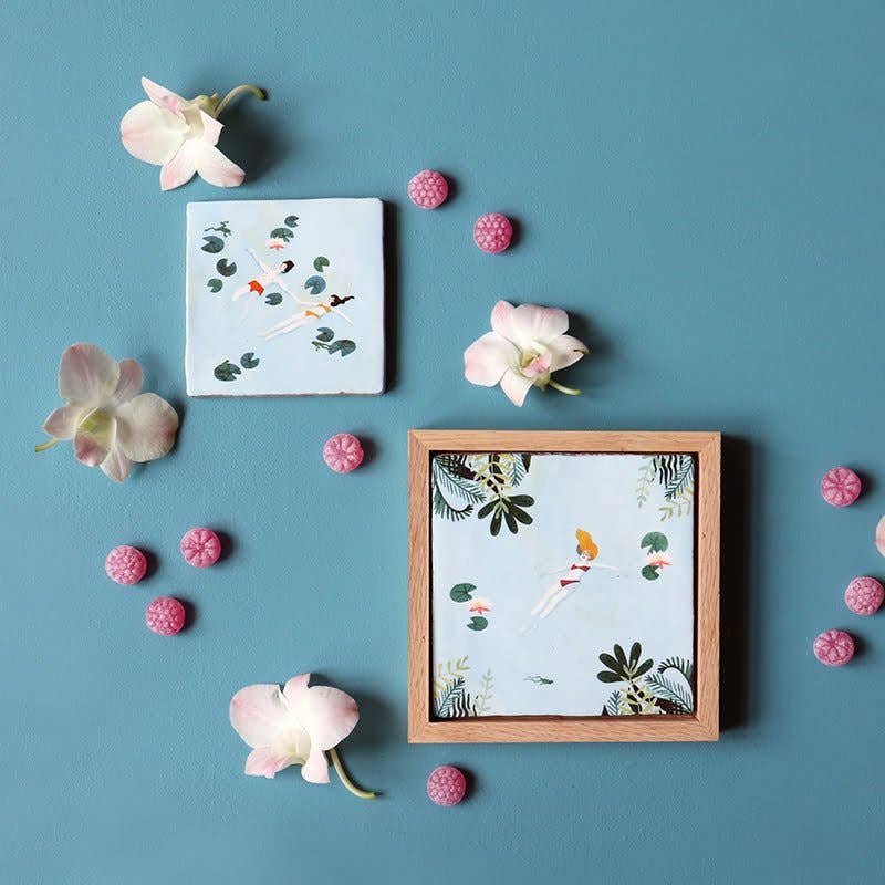 Just floating around | StoryTiles