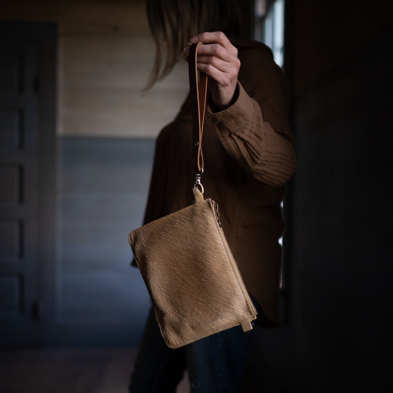 Modernist SM | Blonde Hair Hide