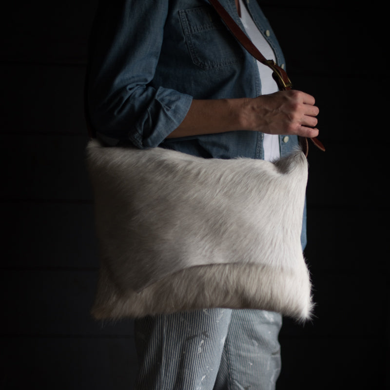 Messenger | Snow Hair Hide Messenger Stash - Stash Co