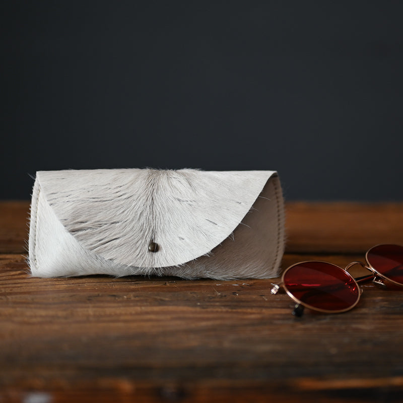 Caprock Case | Snow Hair Hide