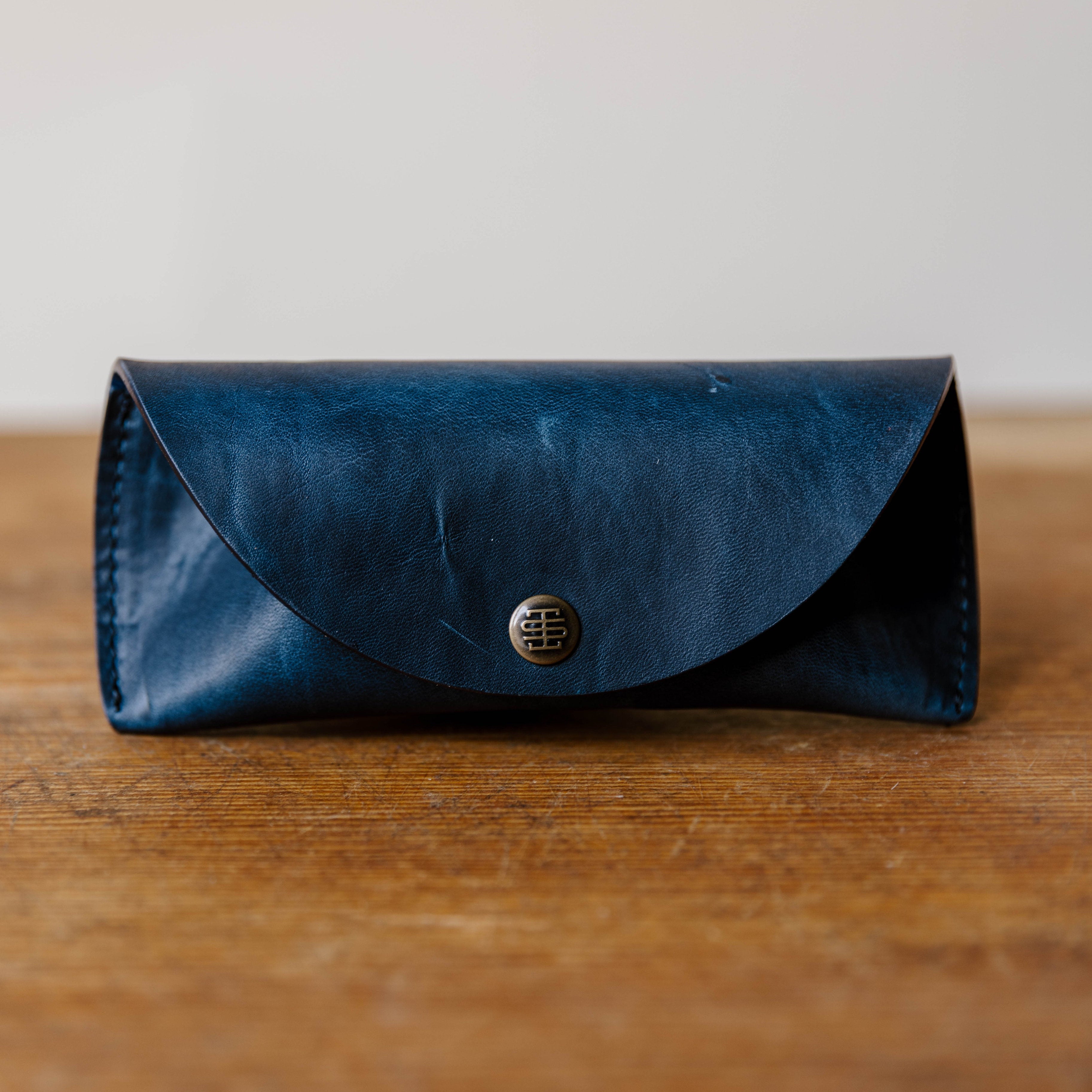 Caprock Case LE | Cobalt Hand-Pleated Lamb