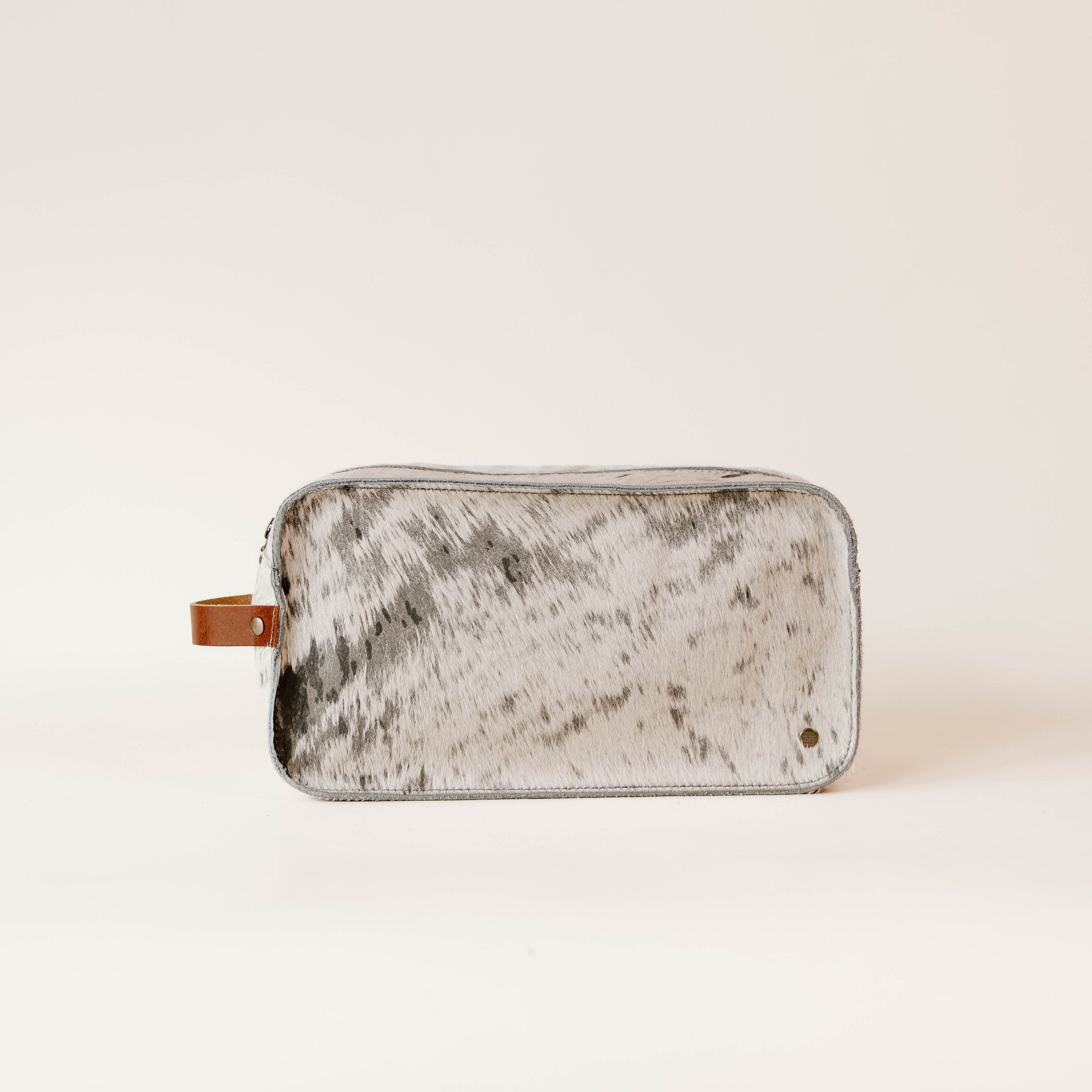 Dopp Kit | Gray Distressed Hair Hide