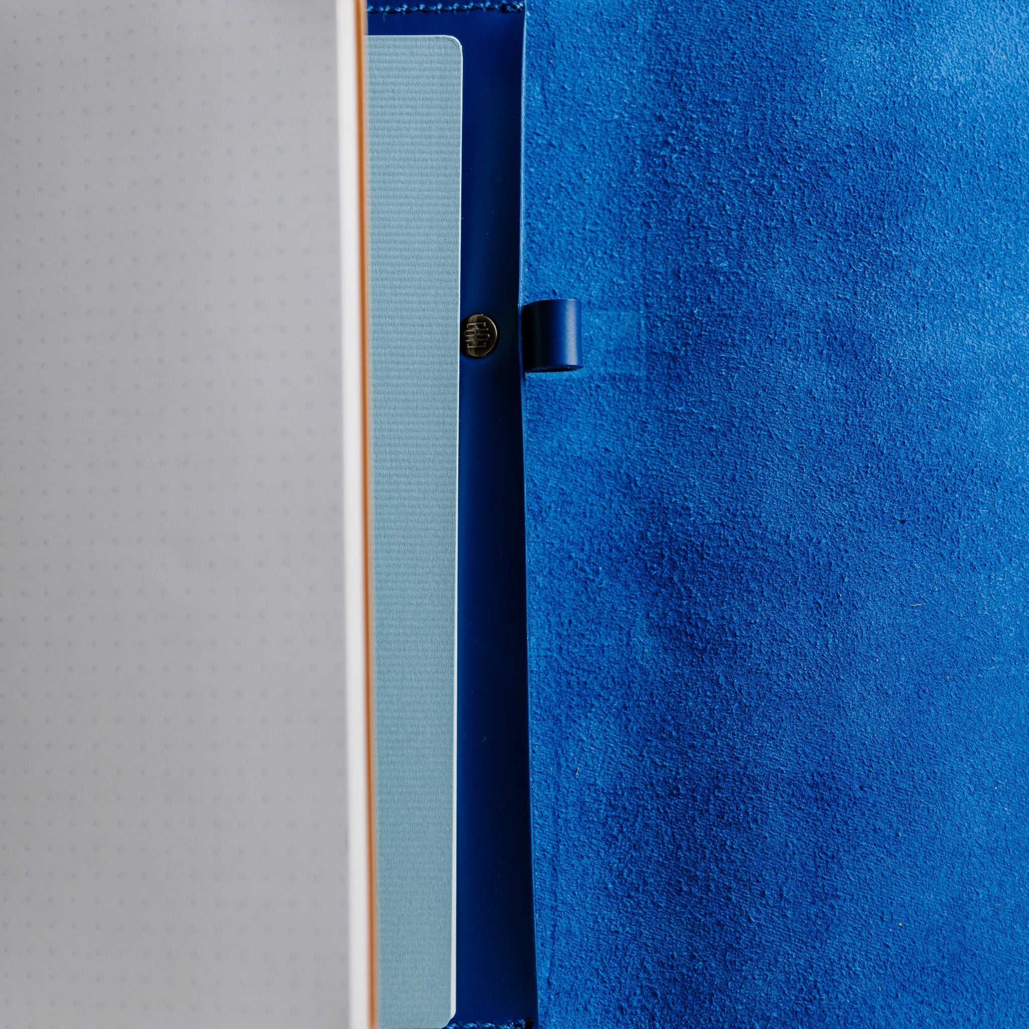 Folio | Cobalt