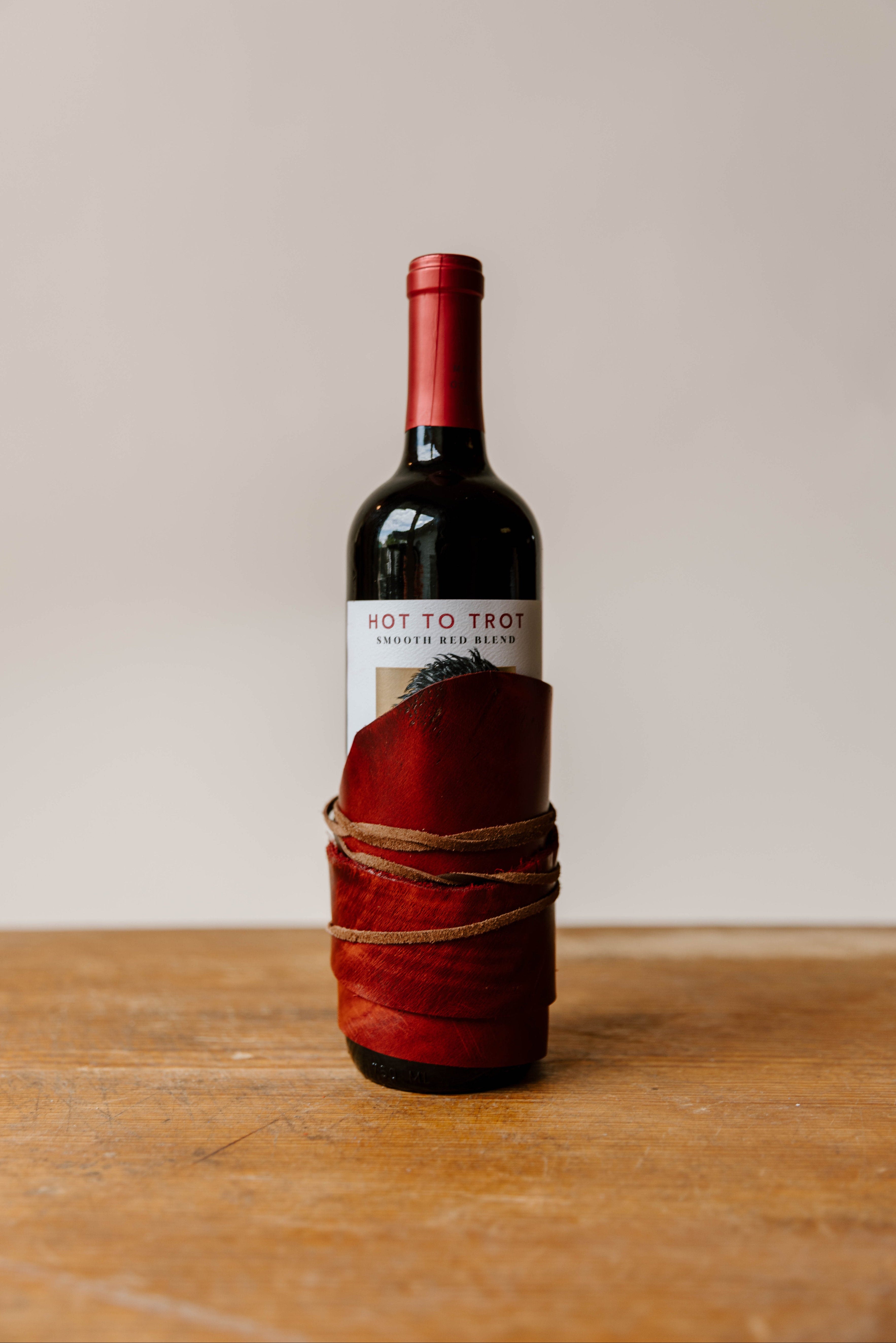 Wine Wrap | Leather (Assorted Colors)