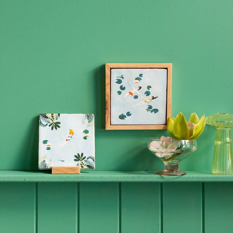 Just floating around | StoryTiles