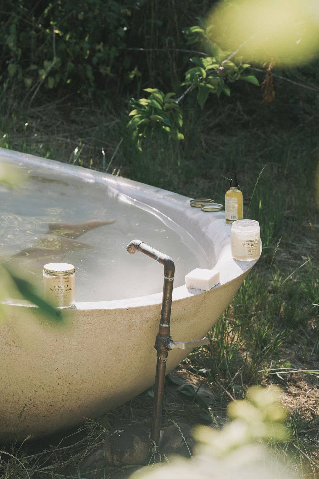 Mineral Bath Soak | Vetiver & Bergamot