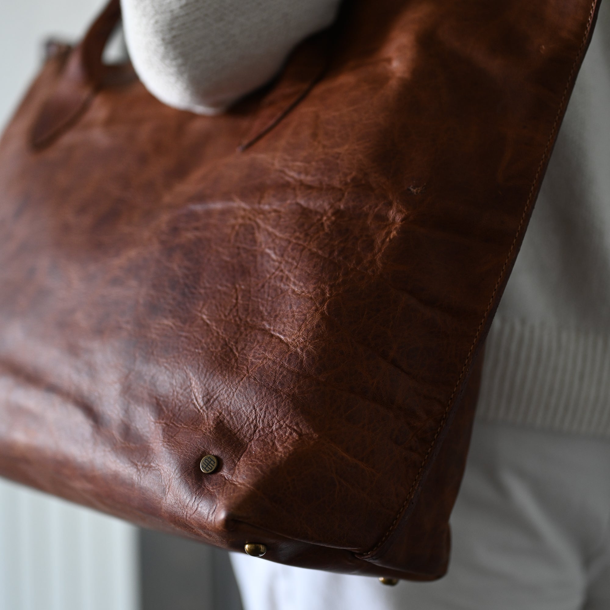 Loire LE | Whiskey Distressed