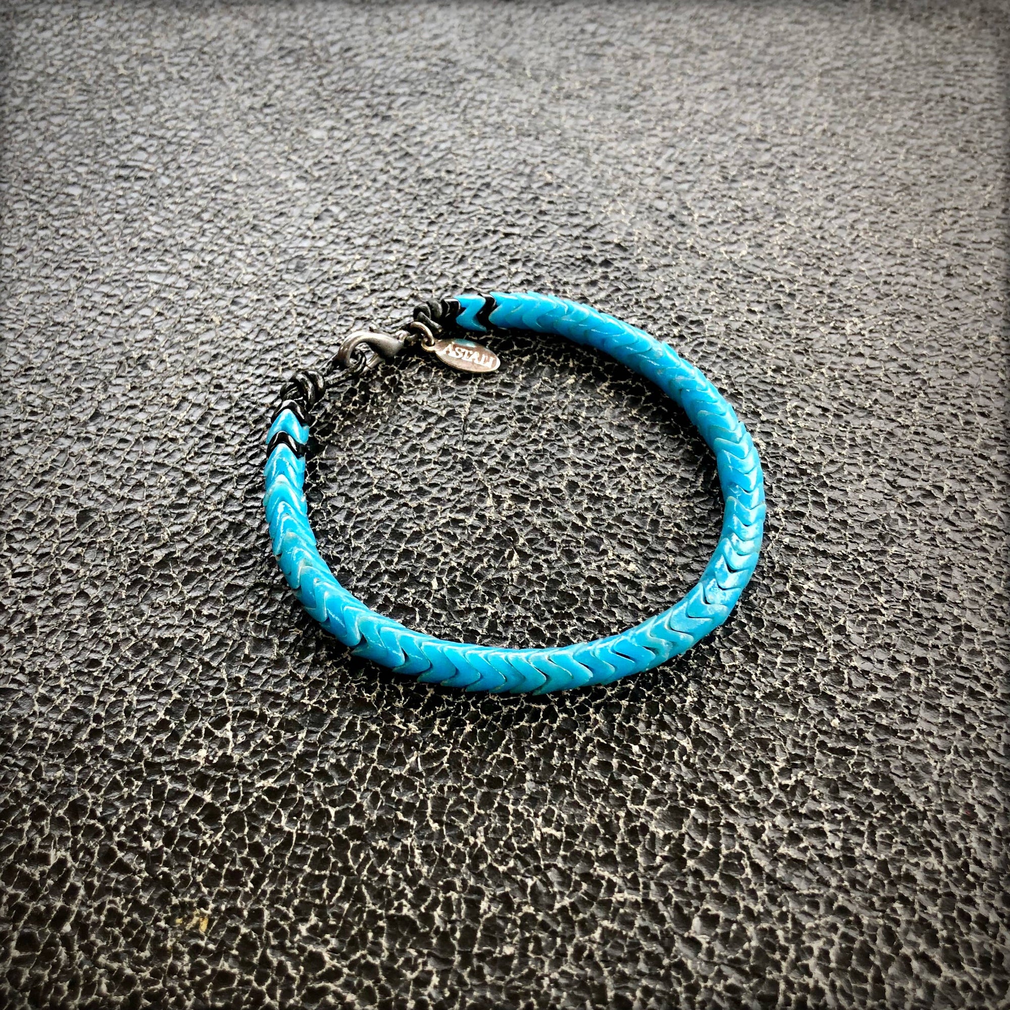 Turquoise Snake Glass Bracelet