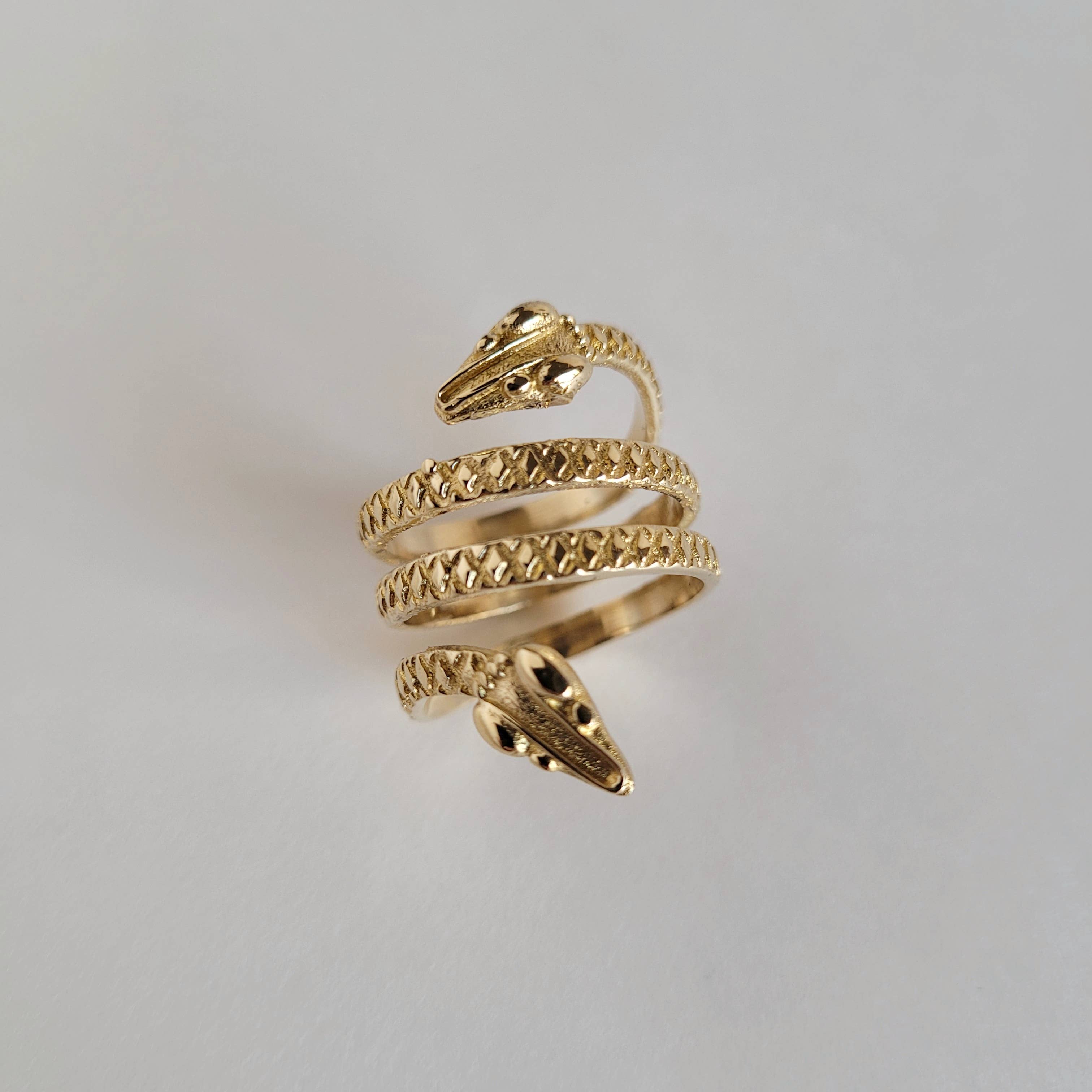 Cobra Ring