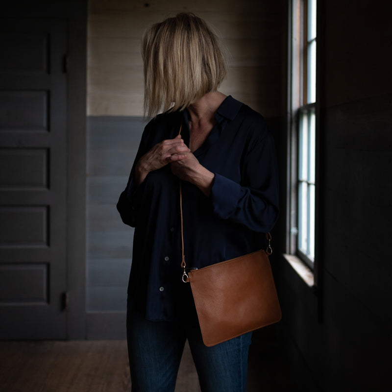 Modernist LG | Caramel Basketball