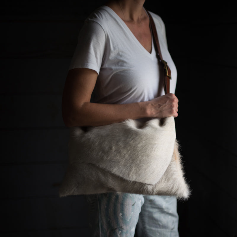 Messenger | Snow Hair Hide Messenger Stash - Stash Co